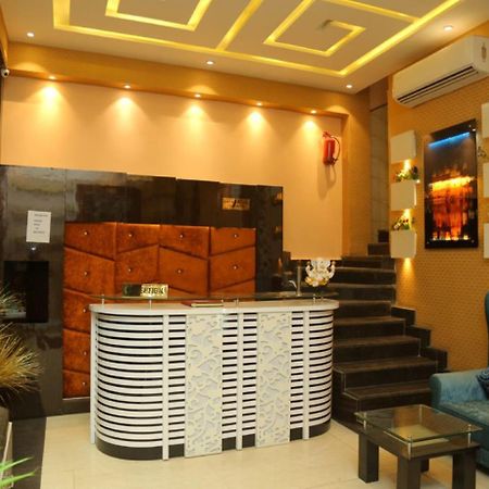 Hotel Golden Dreams Amritsar Exterior photo