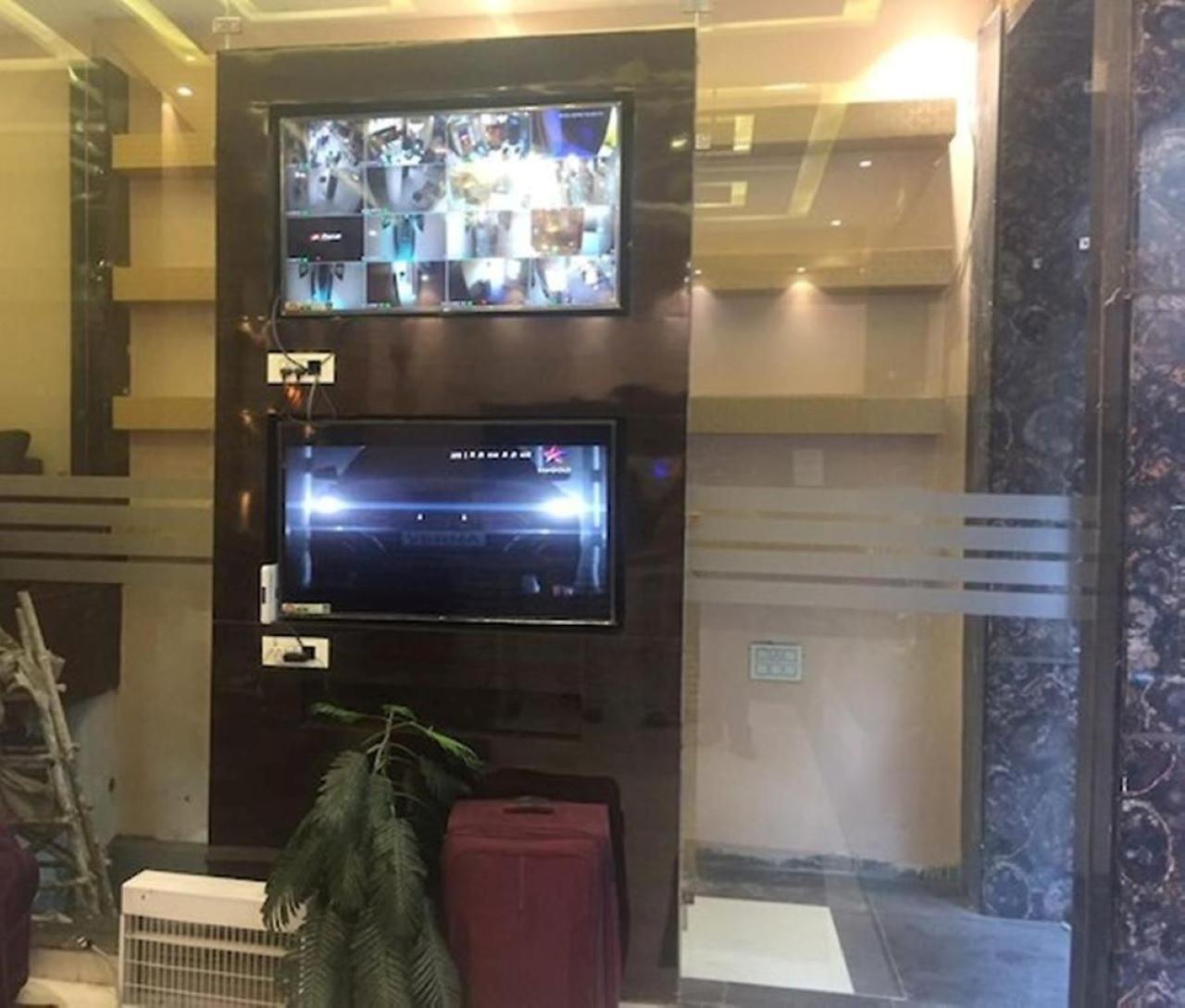 Hotel Golden Dreams Amritsar Exterior photo