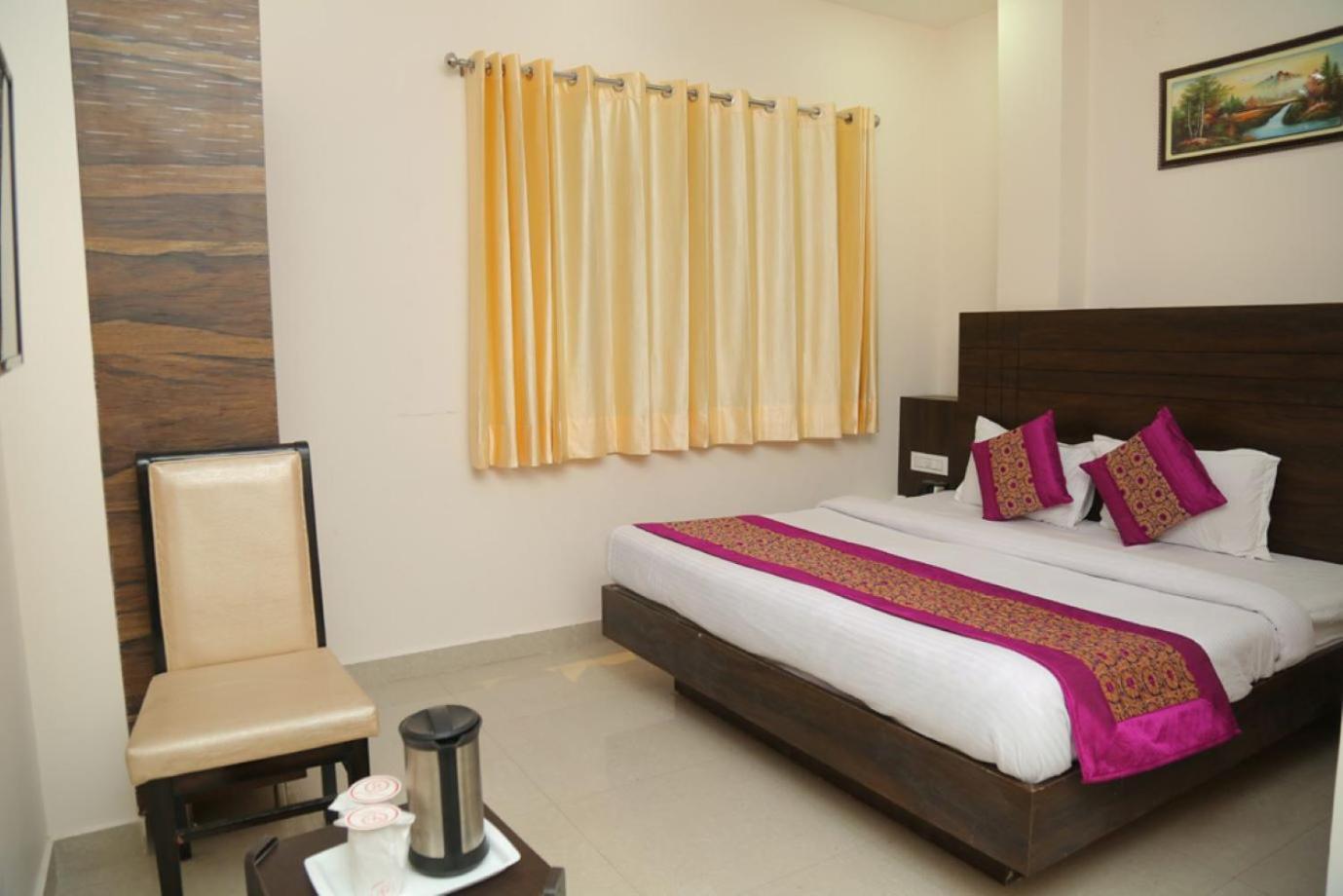 Hotel Golden Dreams Amritsar Exterior photo